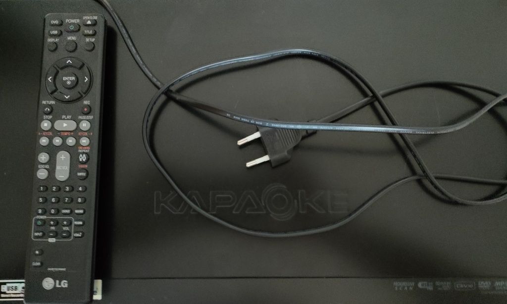 Караоке с микрофоном