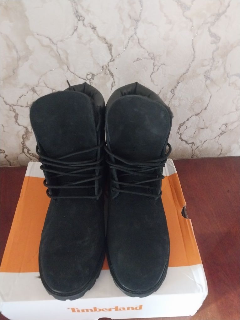 Продам новые мужские ботинки Timberland