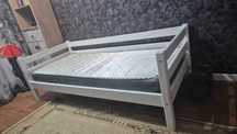 Продам кровать 90×200 с матрасом