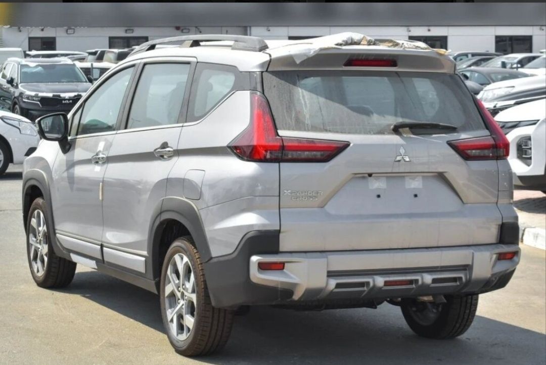 Автомобиль Mitsubishi Xpander Cross 2023