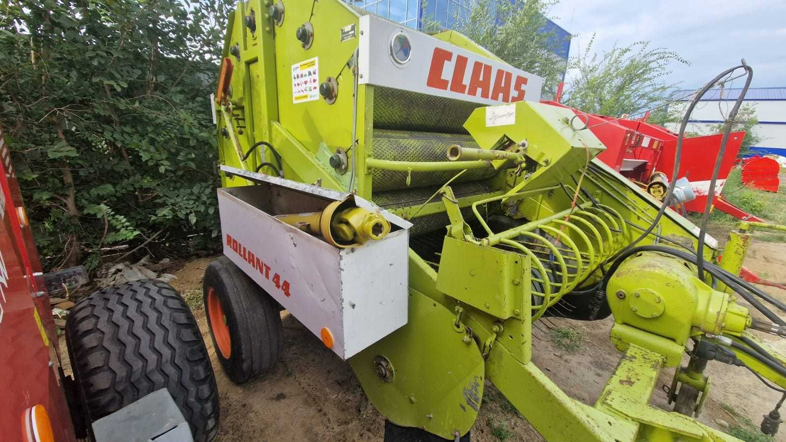 Пресс-подборщик Сlaas Rollant 44 б/у с Европы