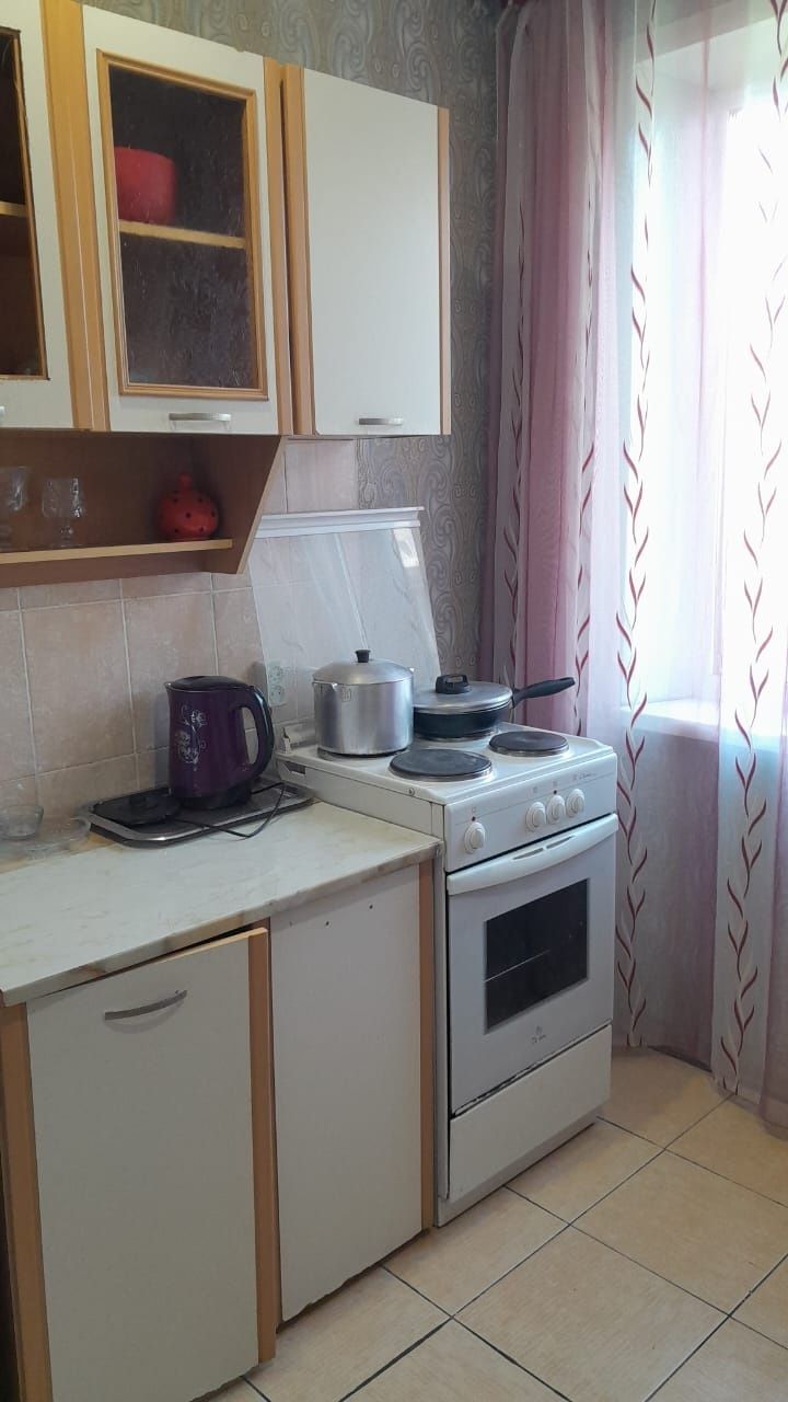 1 ком кв в центре. Р/н Достык