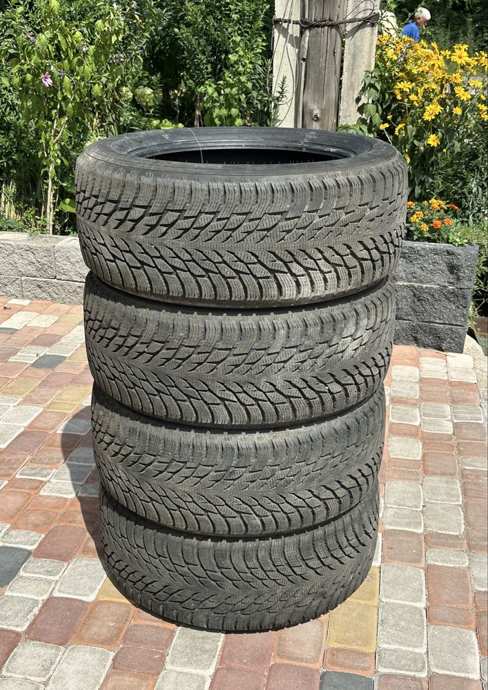 Зимняя резина 275/50 R20 Nokian Hakkapelitta Нокиан хакапелита