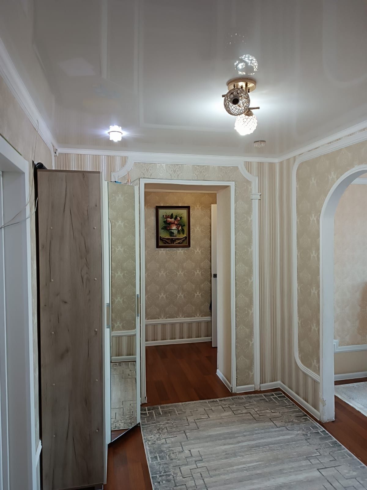Продам квартиру 4-х комнатную