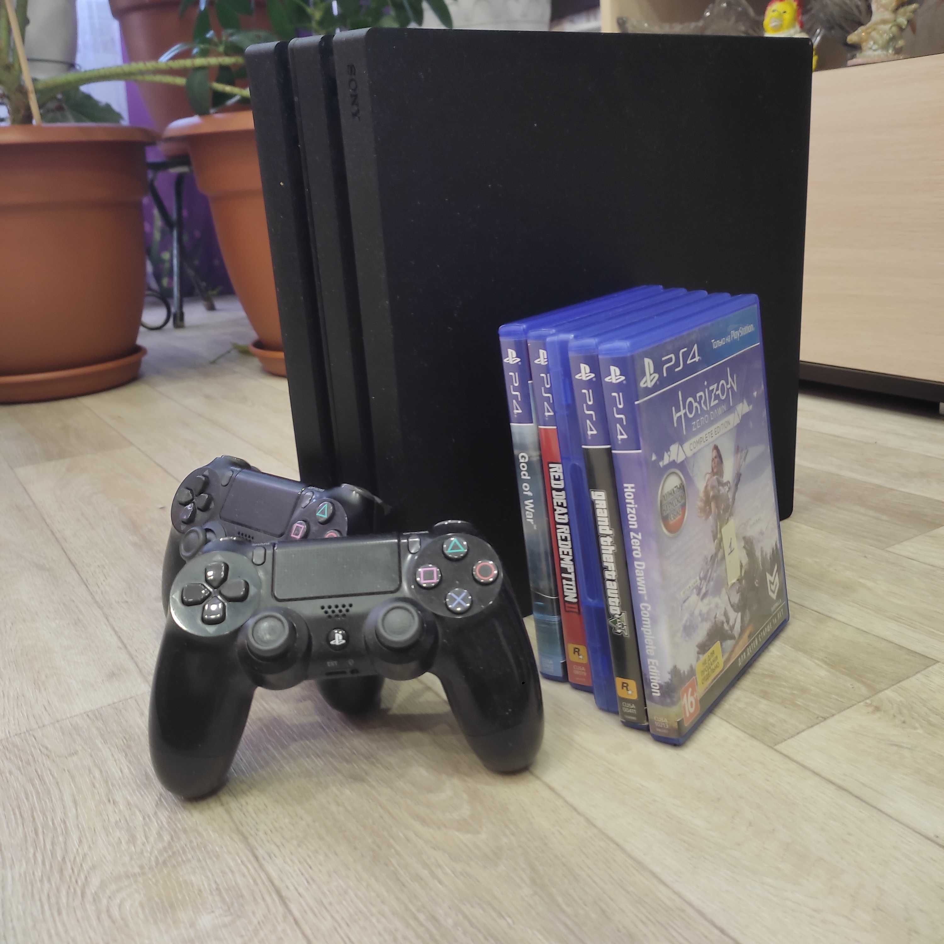 Ps4 pro 1T в отличном состоянии 230тысяч
