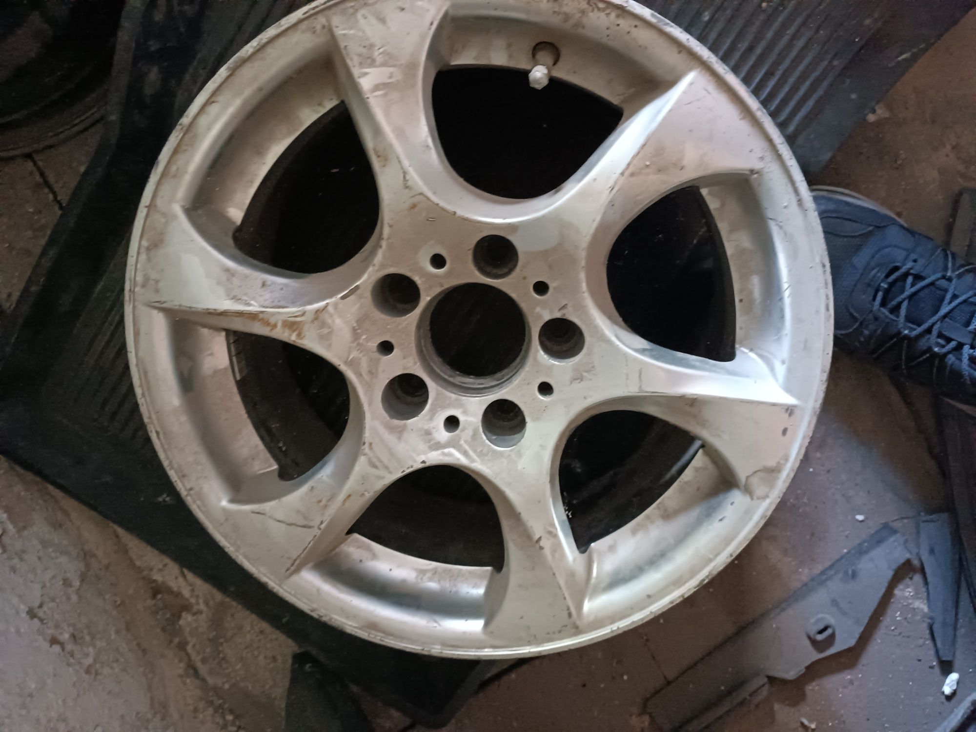 Диски на Мерседес 3 шт R15