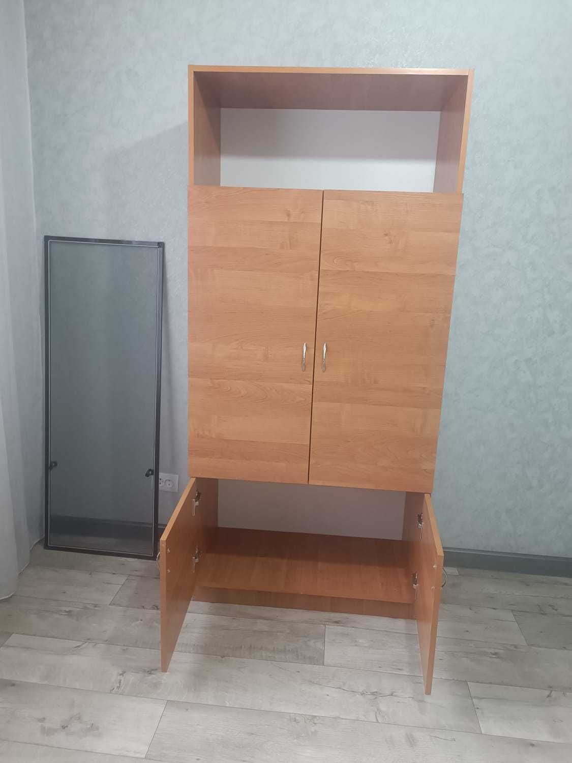 Шифоньер. Плательный шкаф