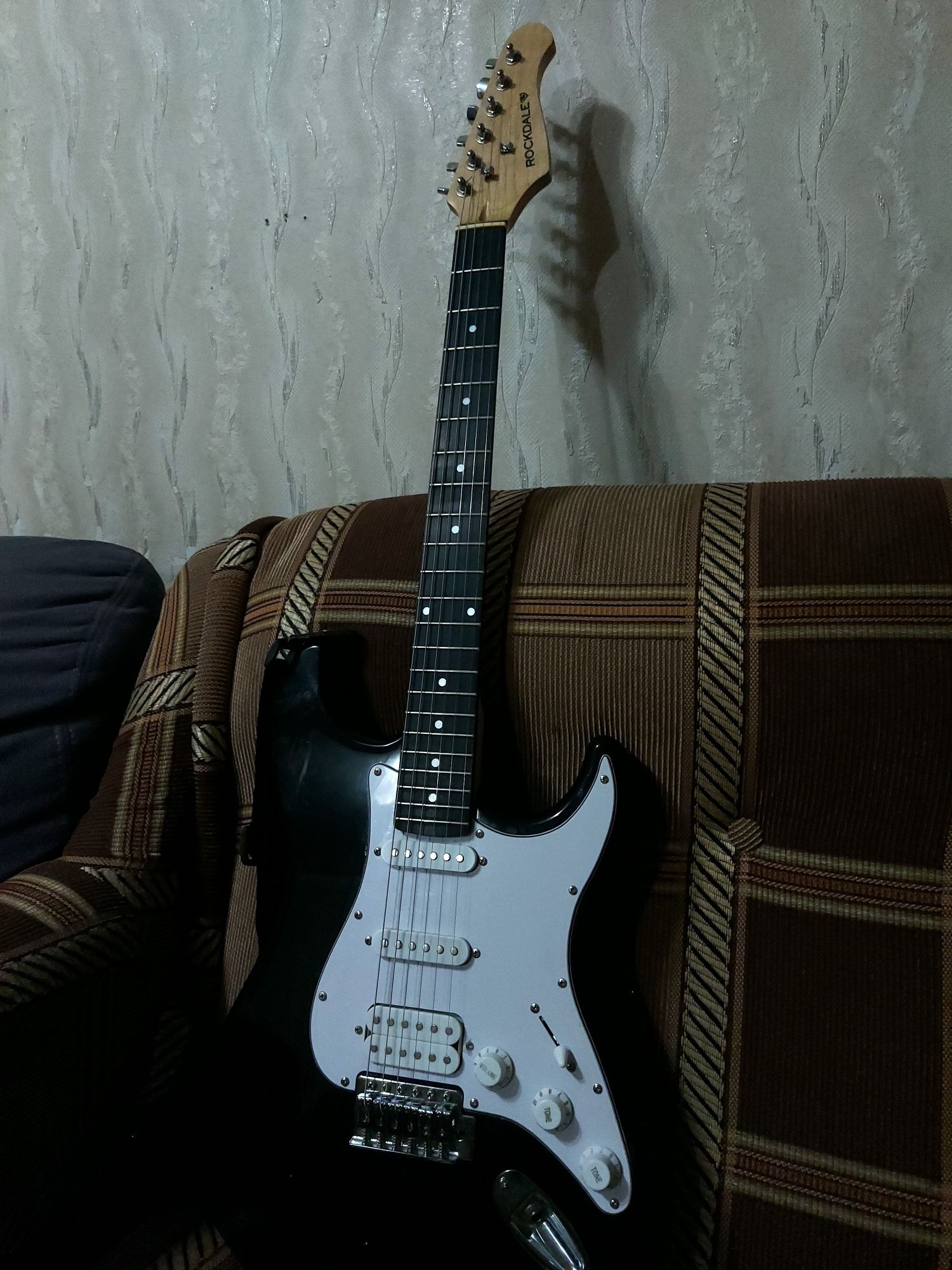 Электрогитара stratocaster