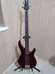 Бас гитара Yamaha TRBX174