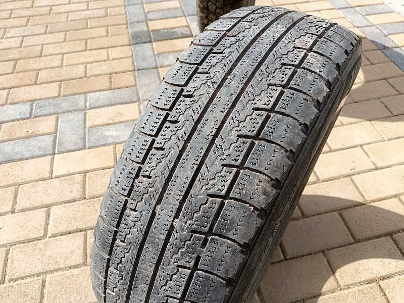 ОДНА шина 185/65 R15 - "Nexen Guard Ice" (Корея), зимняя.