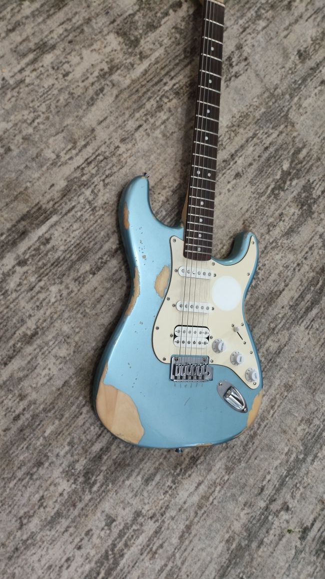 Электрогитара squier afiniti stratocaster relic