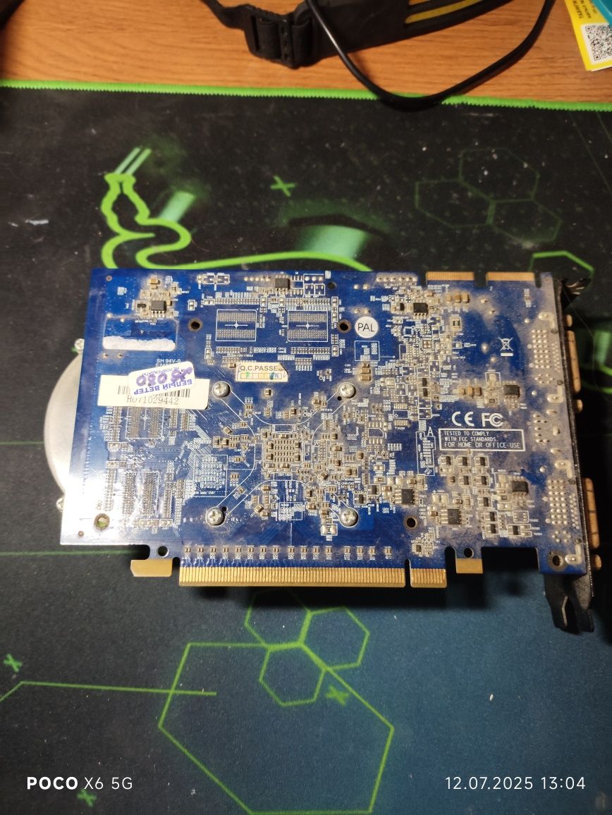 Видеокарта 512 Mb