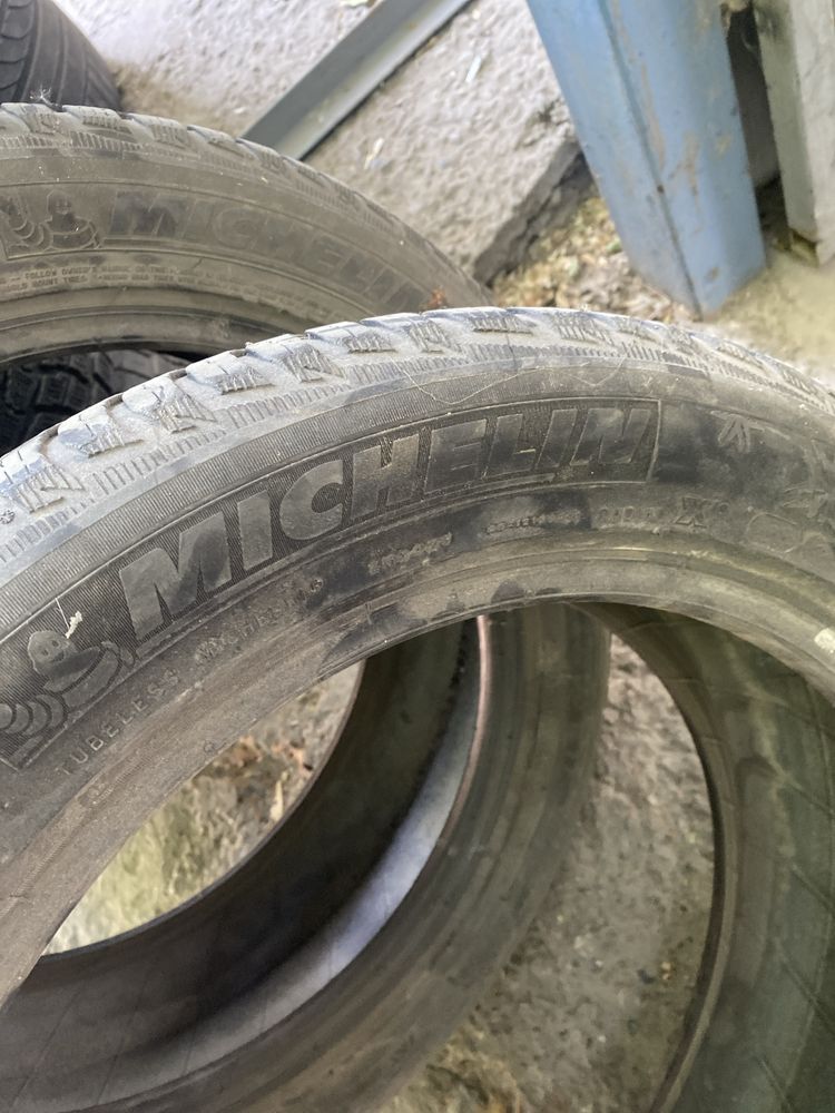 Шины Michelin 225/50R17-2 штук