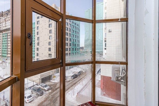 Керуен,Байтерек, улДостык- Сауран, стильная квартира студия посуточно