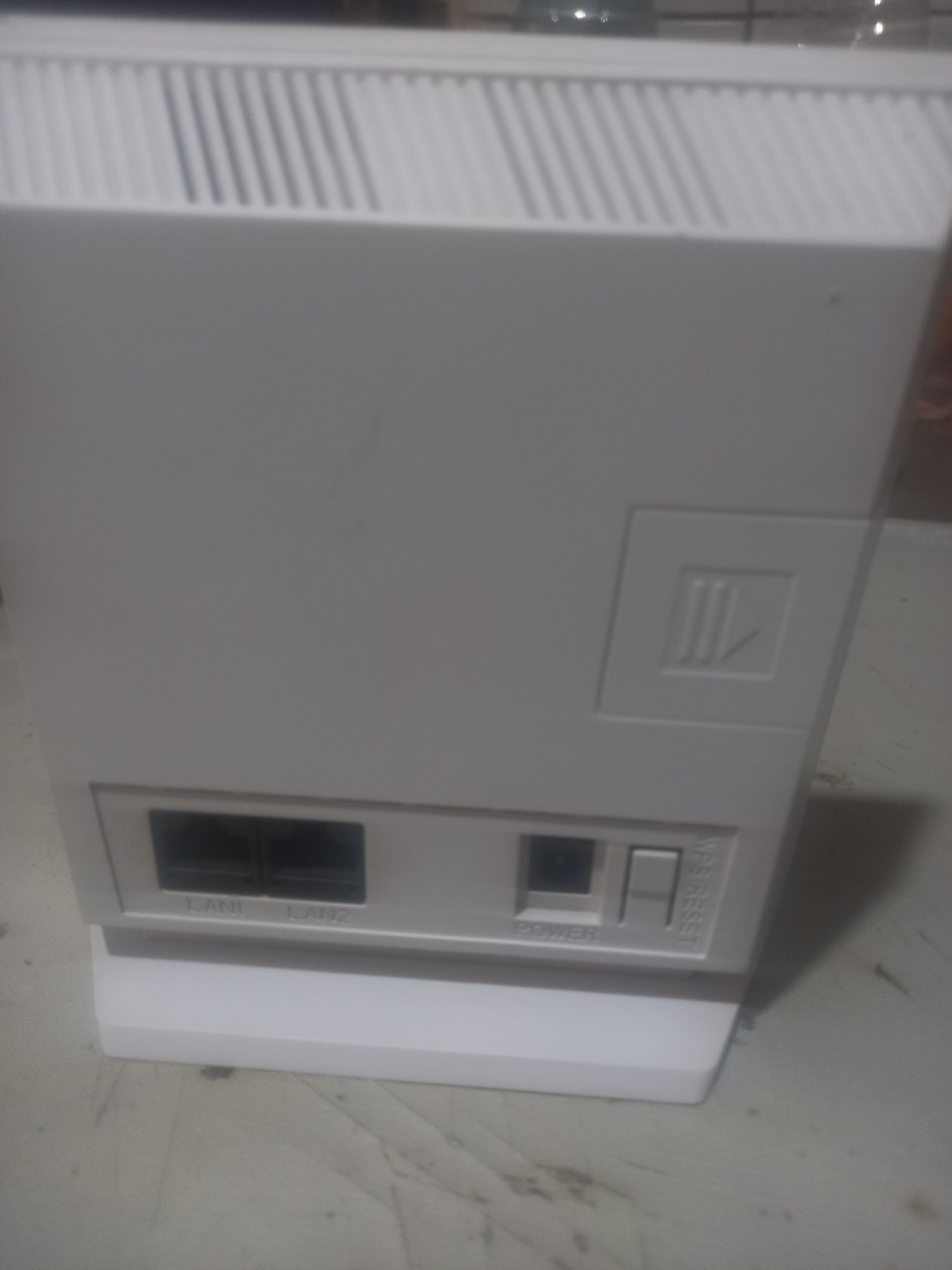 Продам Wi-Fi роутел