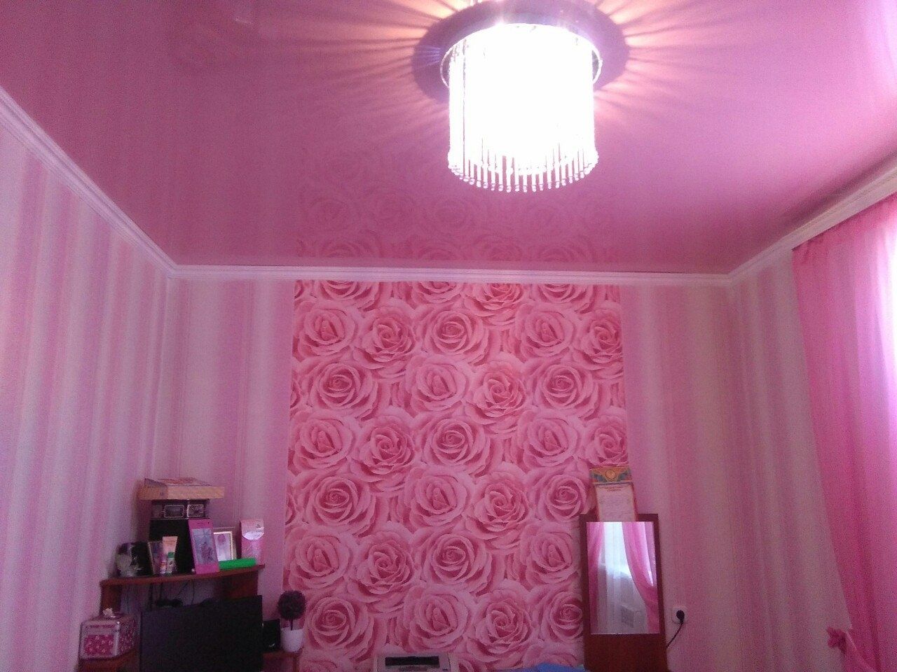 Натяжные потолки