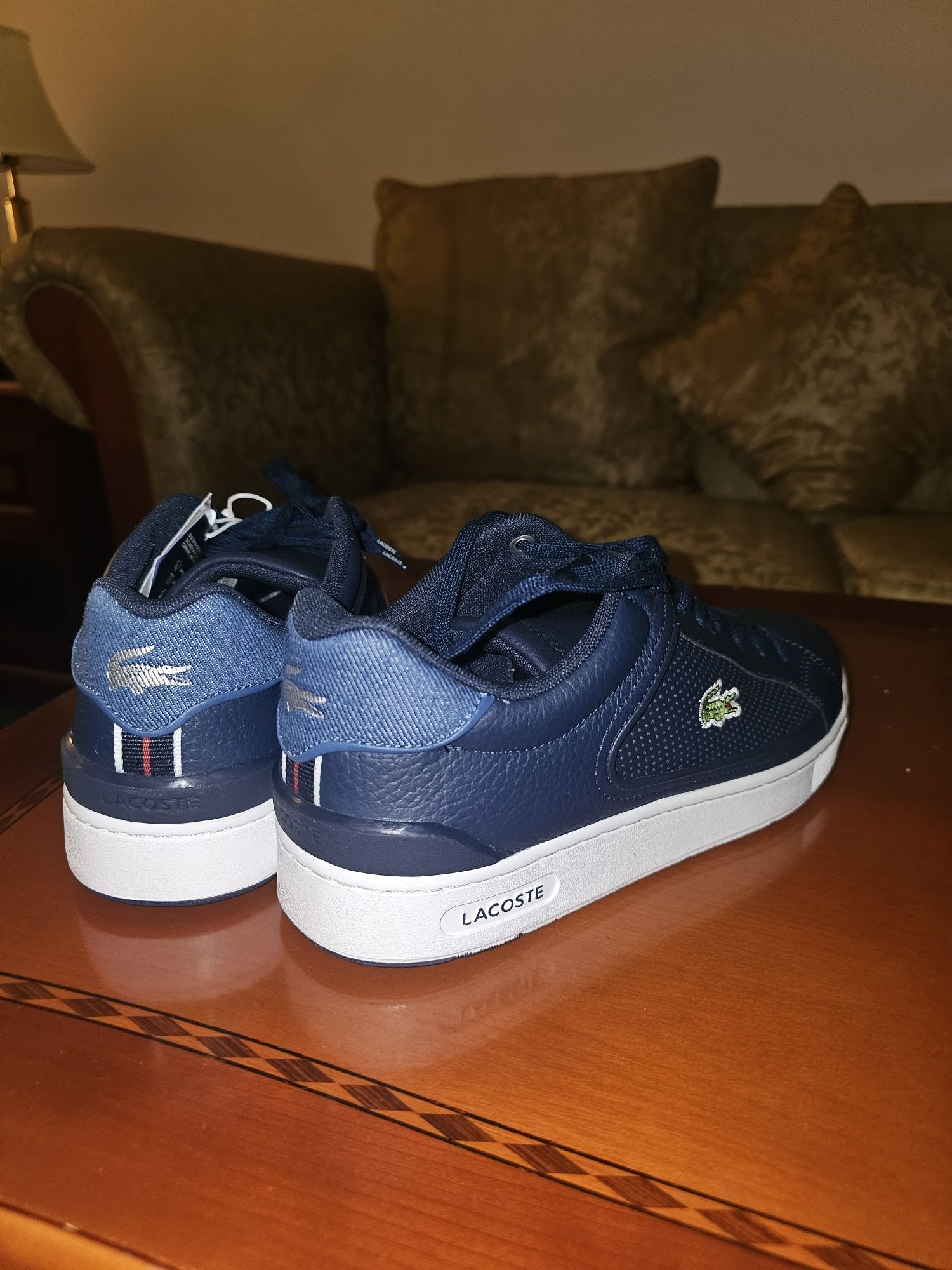 Кроссовки Lacoste