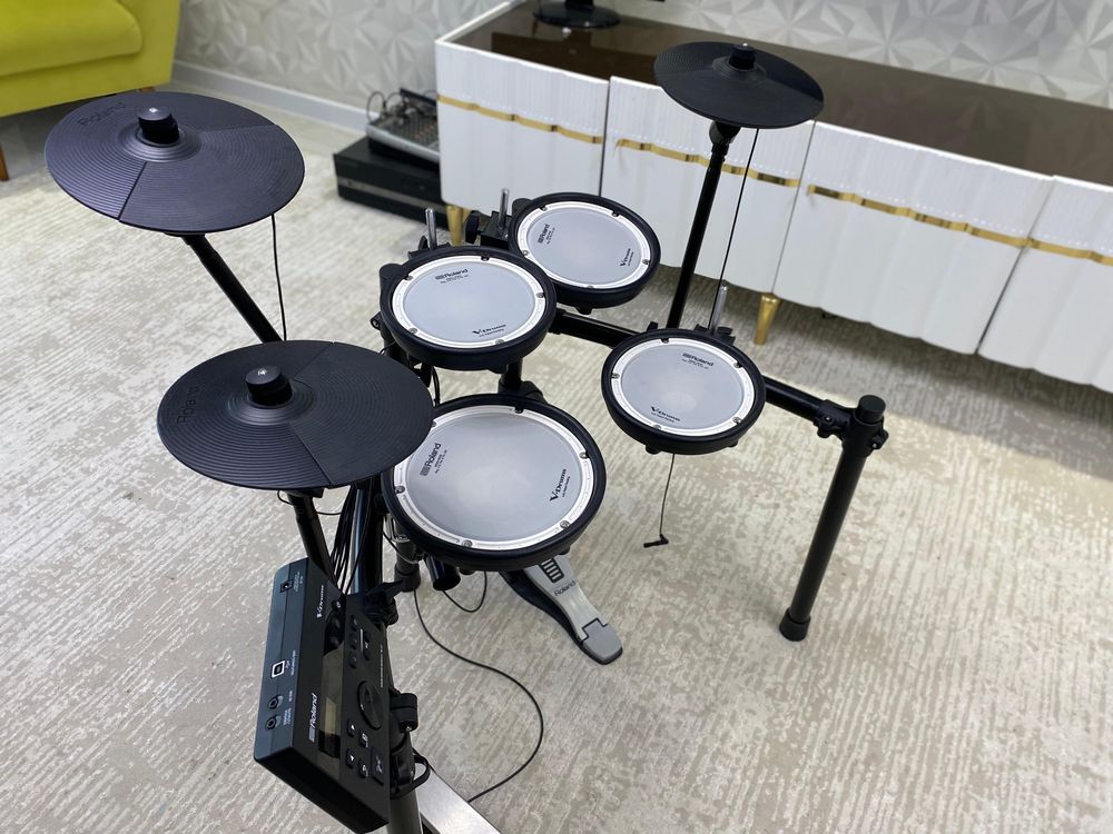 Электробарабаны Roland TD07