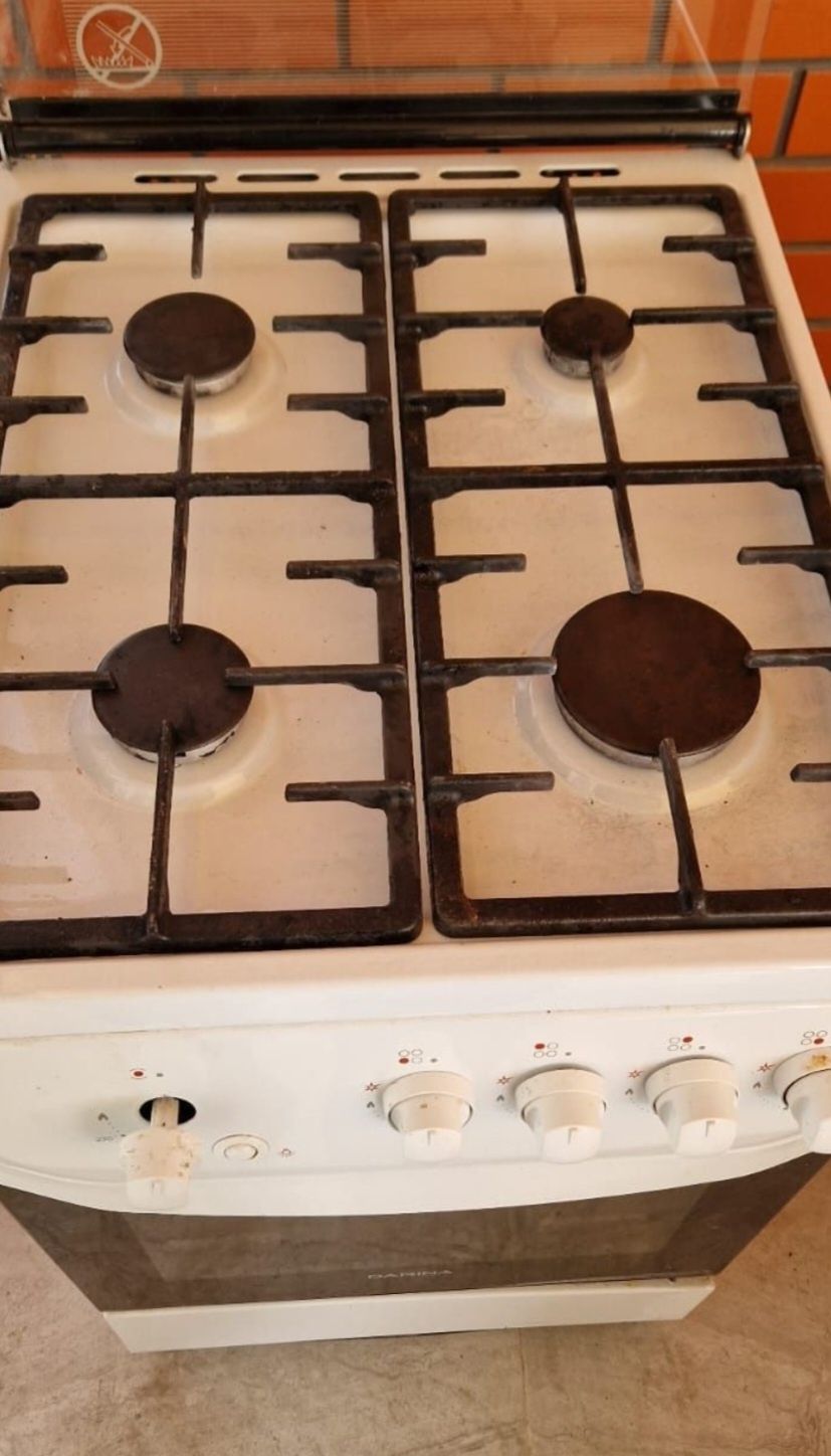 Продам газовые плиты 2 шт