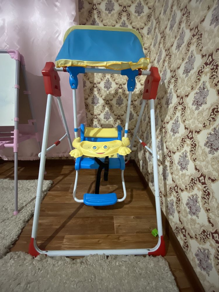 Детские качели ! В пол црлылыпь