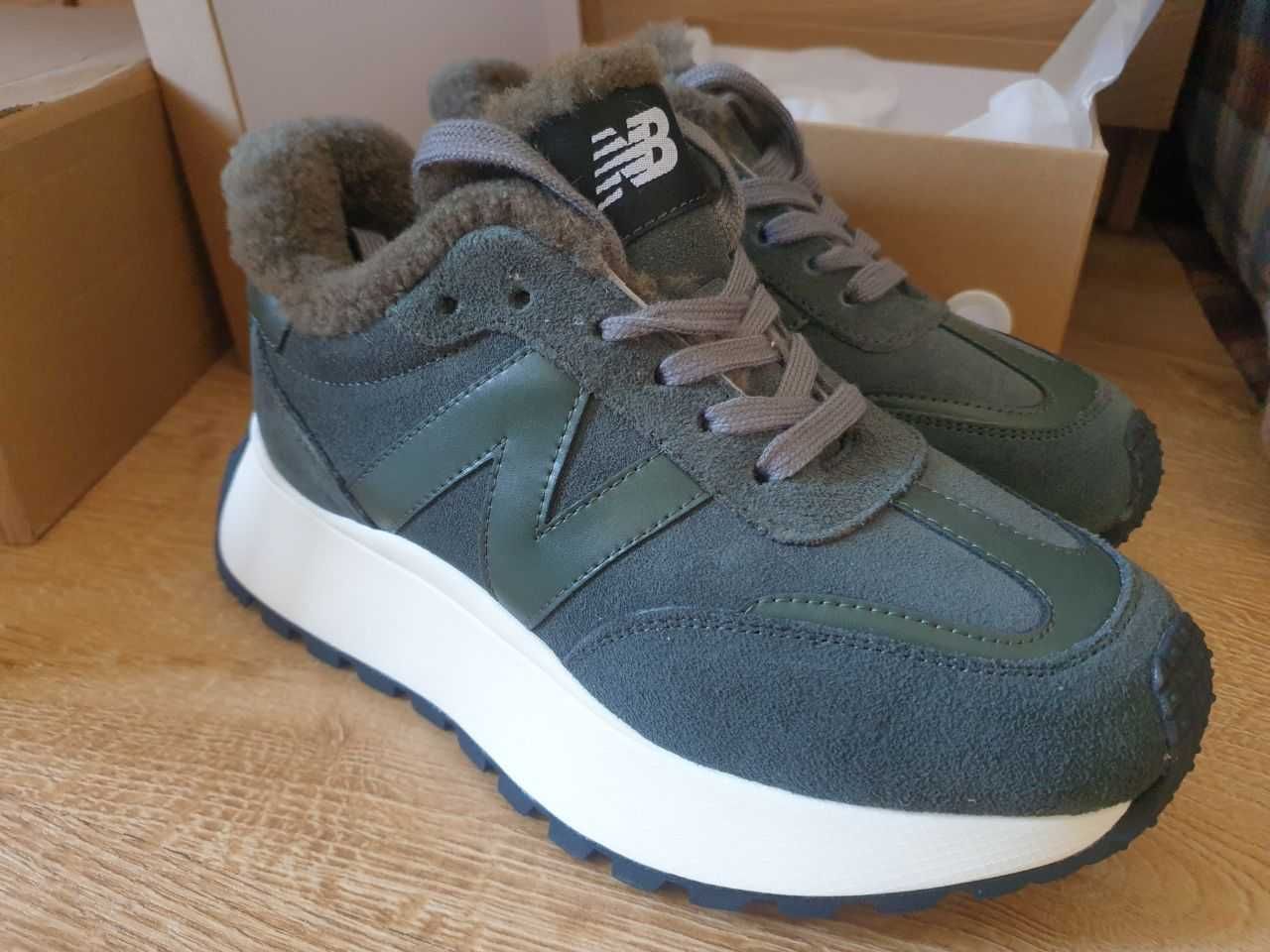 Кроссовки зимние женские  new balance, 37р