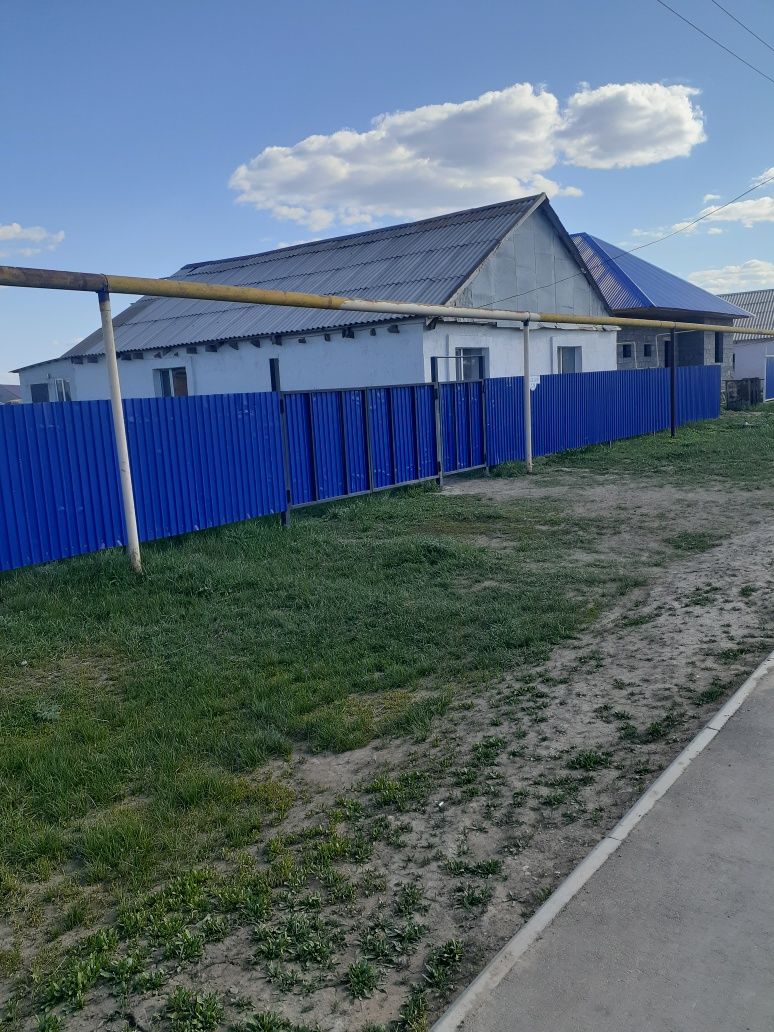 Продам дом акселен 128 можно  обмен на уральск