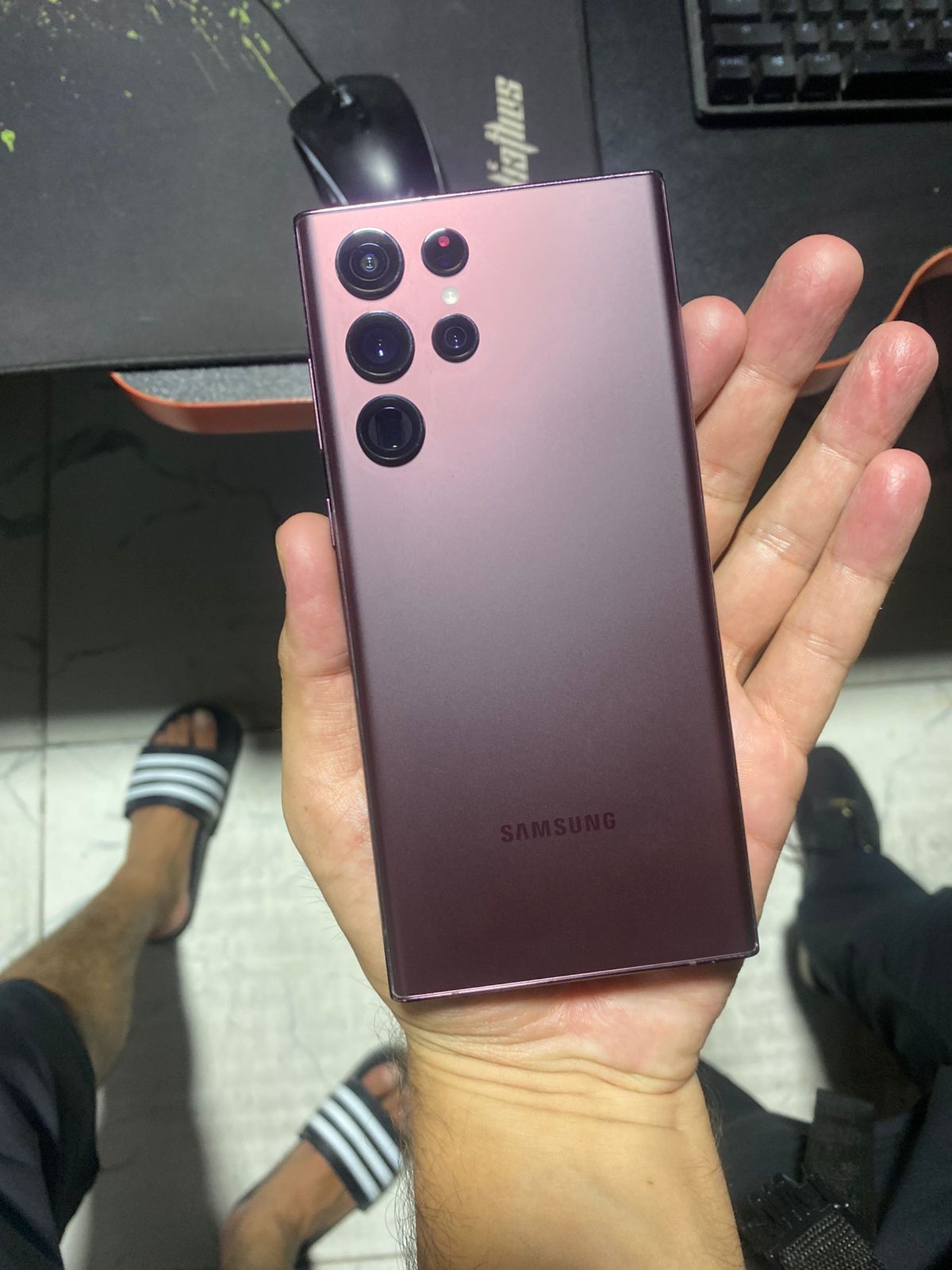S22 ultra новый 1 апта болган