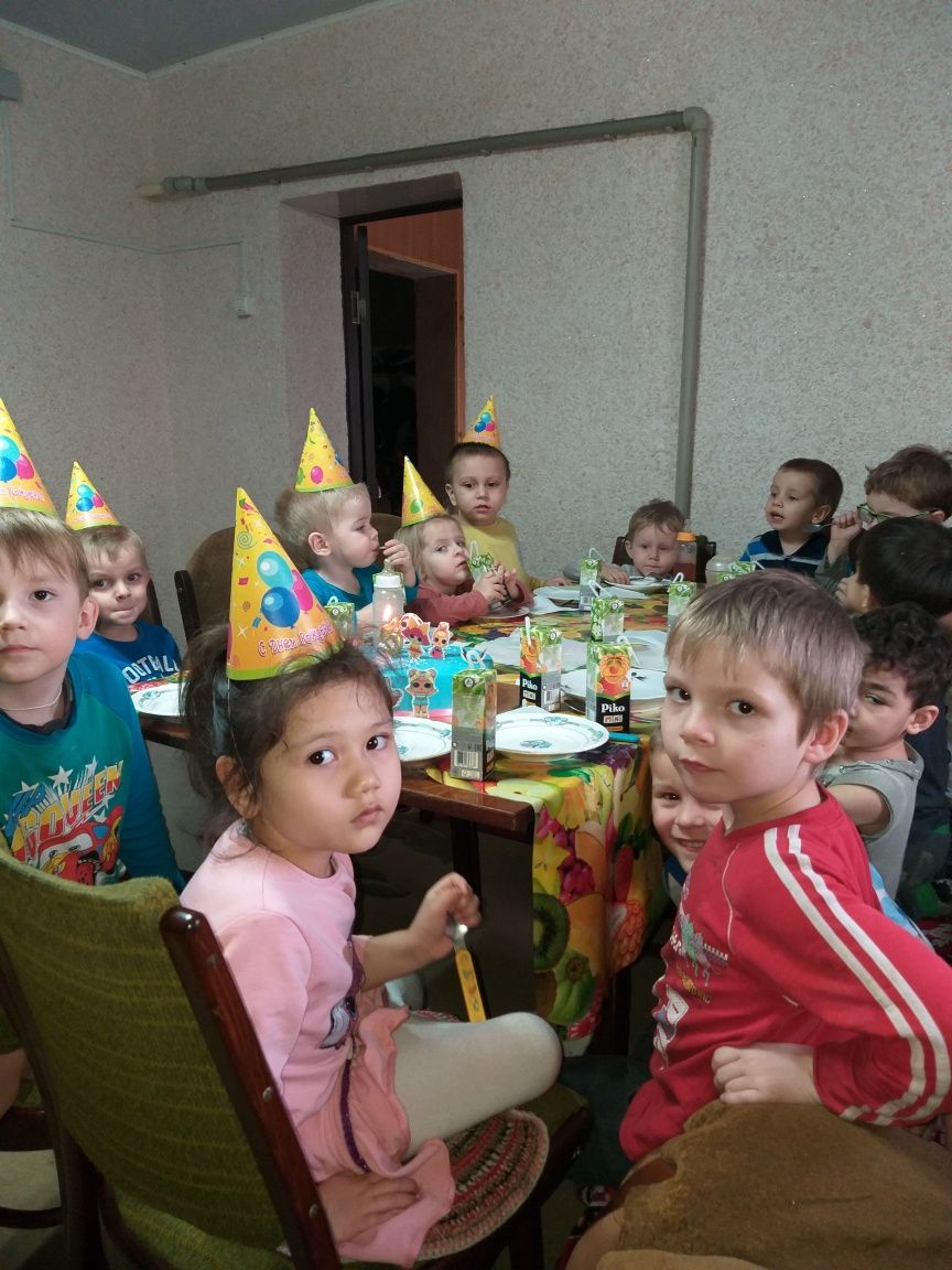 Няни услуги у себя на дому ( круглосуточно )