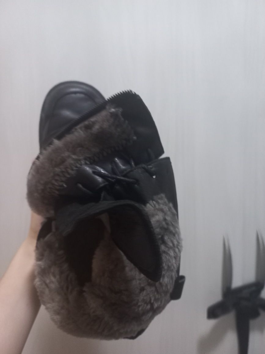 Зимняя обувь кожанная
