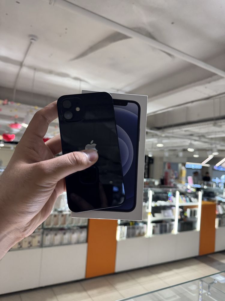 Iphone 12 128gb….