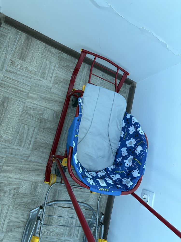 Санки детские в отличном состоянии