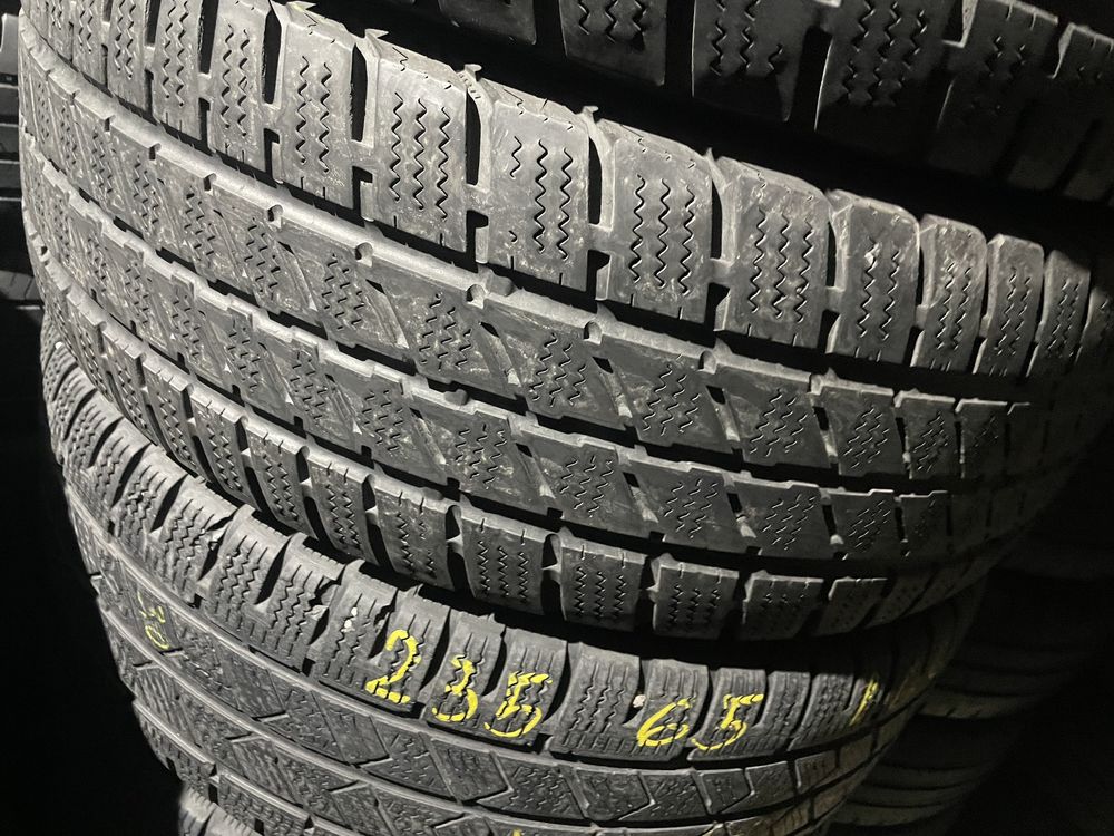 Продам шины 235/65 R16C