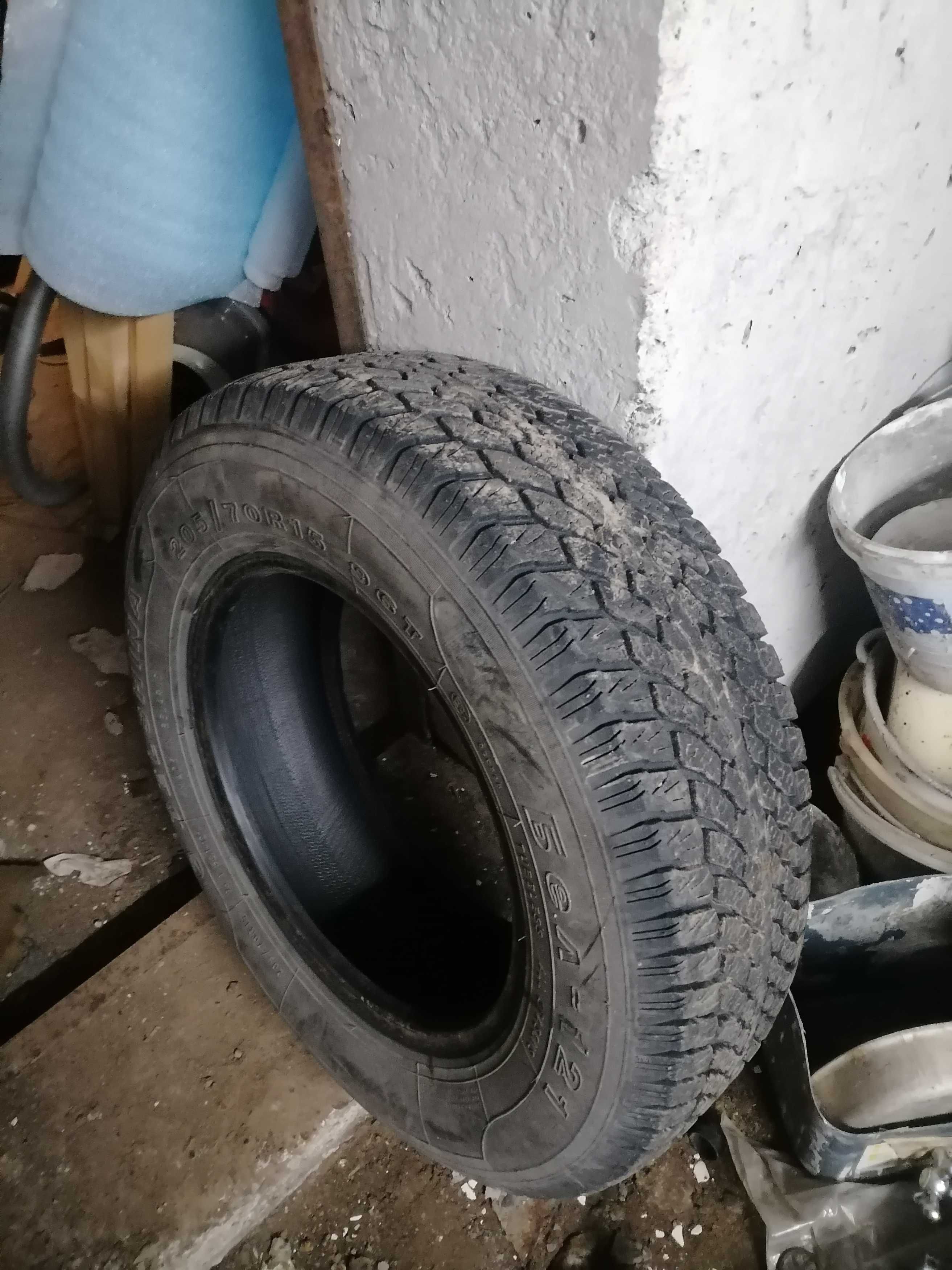 продам резину Бел-121