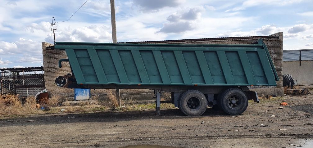 Продам самосвальный полуприцеп Тонар