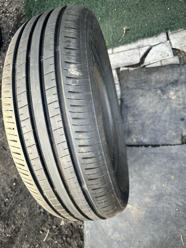 Продам летние шины на 16