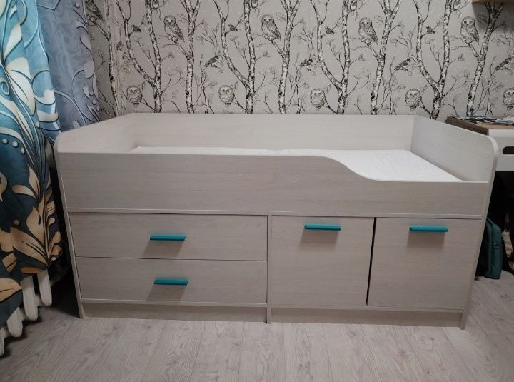 Продам кровать размер 160х80