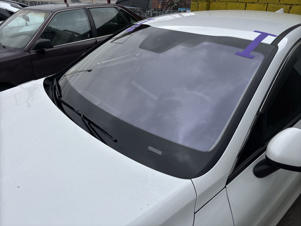 Лобовый задние боковые автостекла
