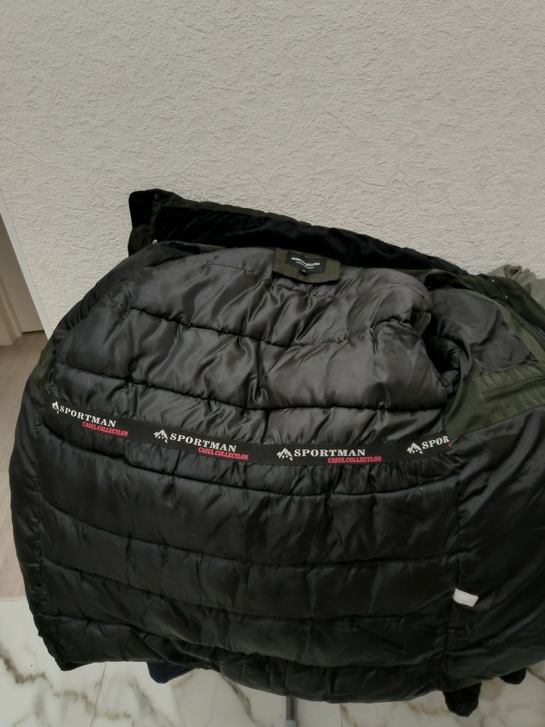 Продам тёплую зимную куртку tnf 50 размер