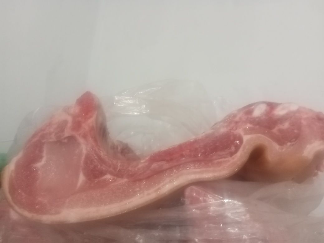Продам частями свежую свинину
