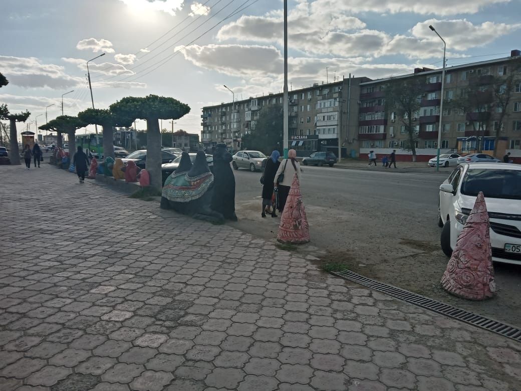 Сдаётся 1ком квартира на 1этаже, в 5этажном доме, Напротив рынка Кокте