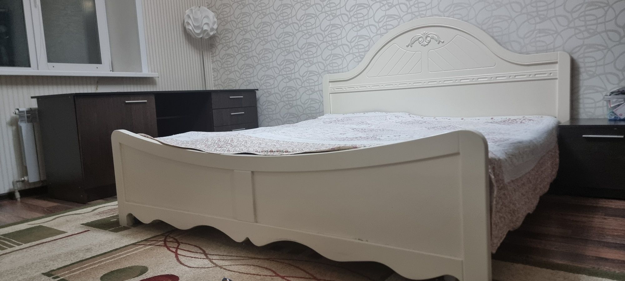 Двухспальный кровать