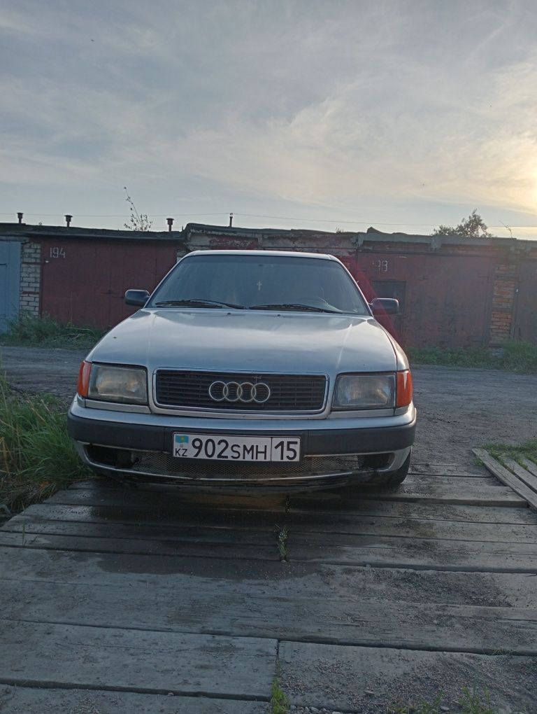 Продам авто Ауди 100С4