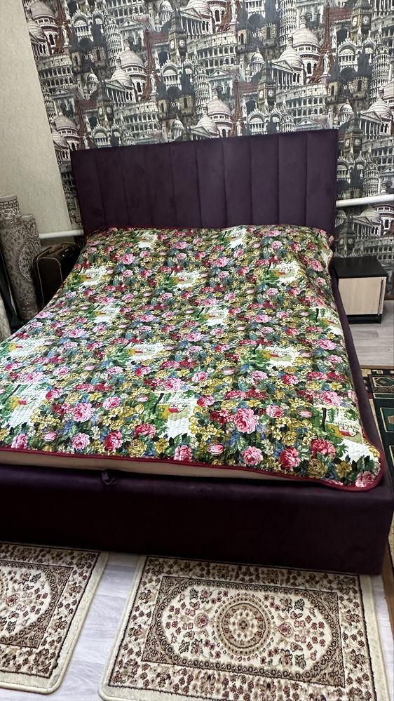 Кровать для спальни