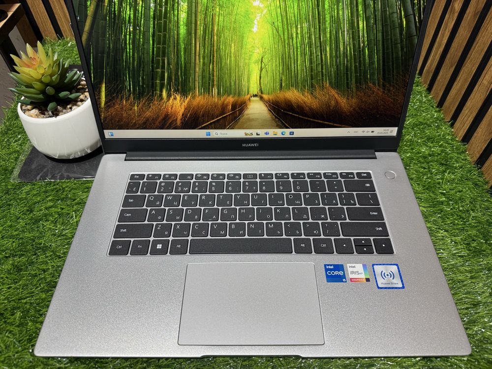 Ноутбук Huawei MateBook D15 Core i5-1135G7/8GB/SSD512/Iris Xe Graphics