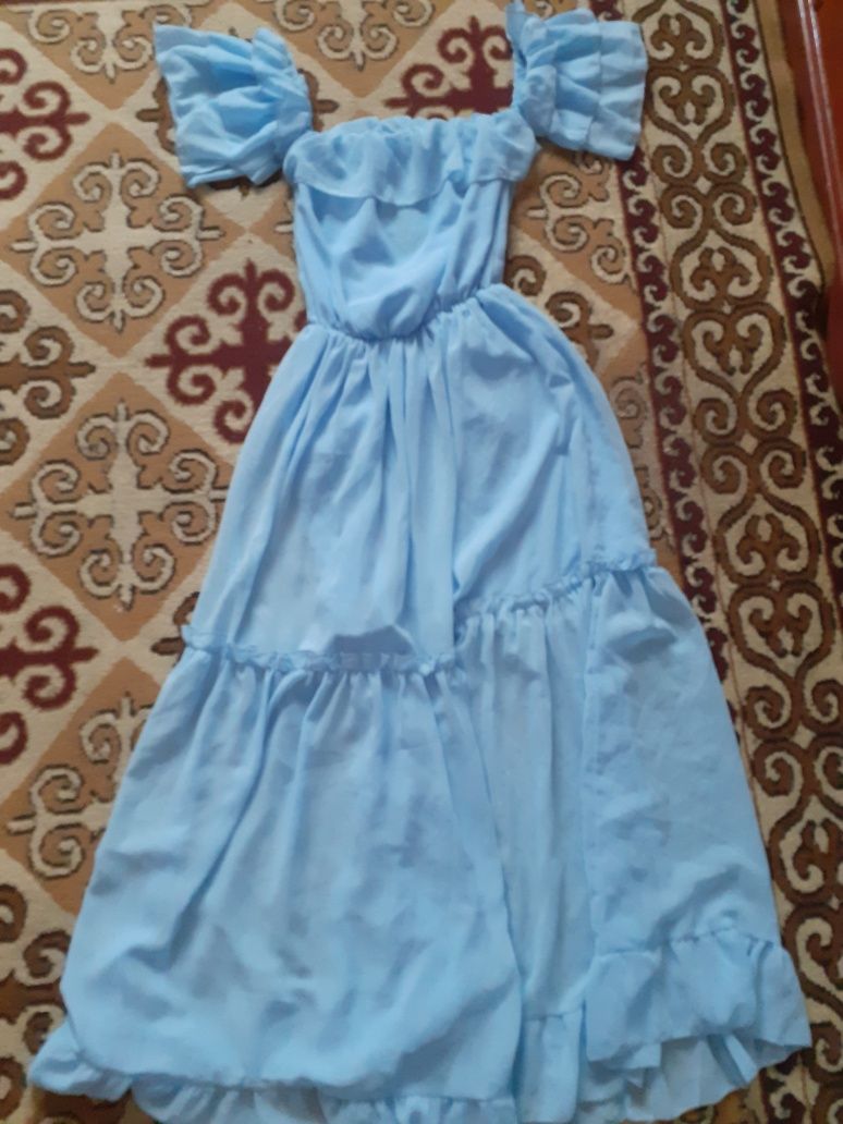Продам длинное платье