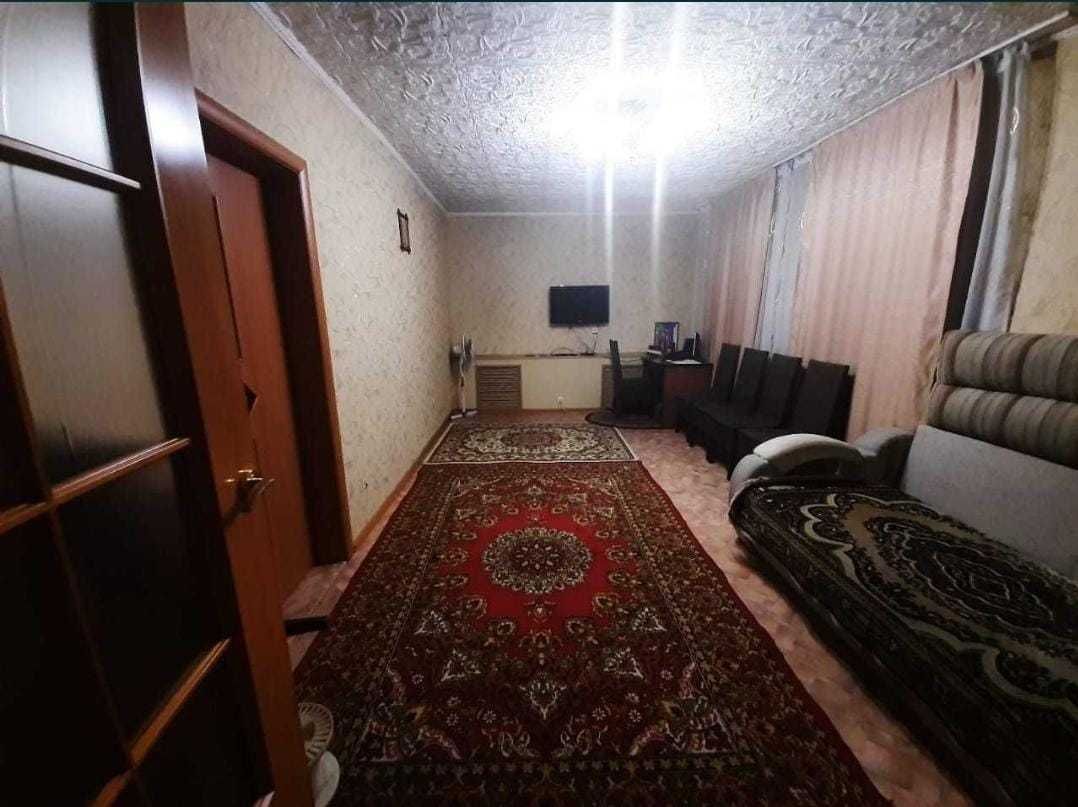 Продам дом с центральным отоплением рядом с парком