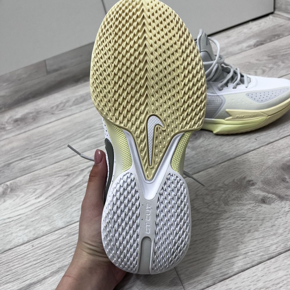 Кроссовки nike G.T CUT CROSS