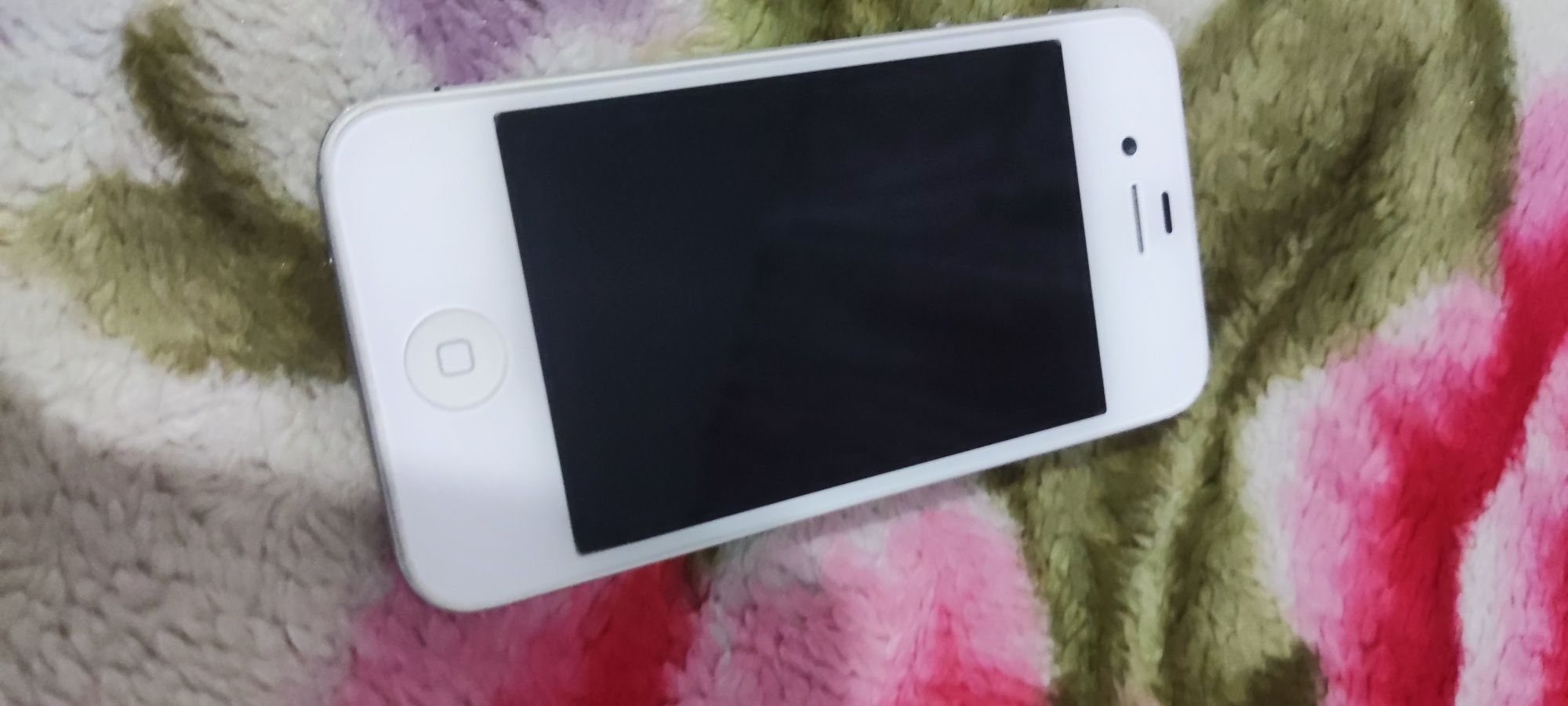iPhone 4S 16Gb White iOS 6.0.3