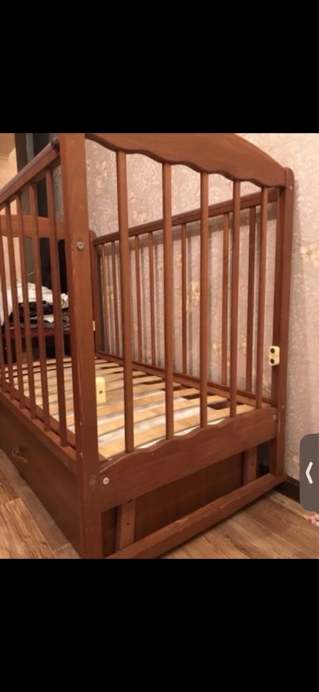 Кровать двухярусную продам+Манеж детский