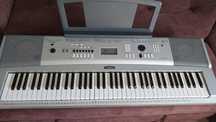 Продам  Синтезатор Portable Grand DGX-230